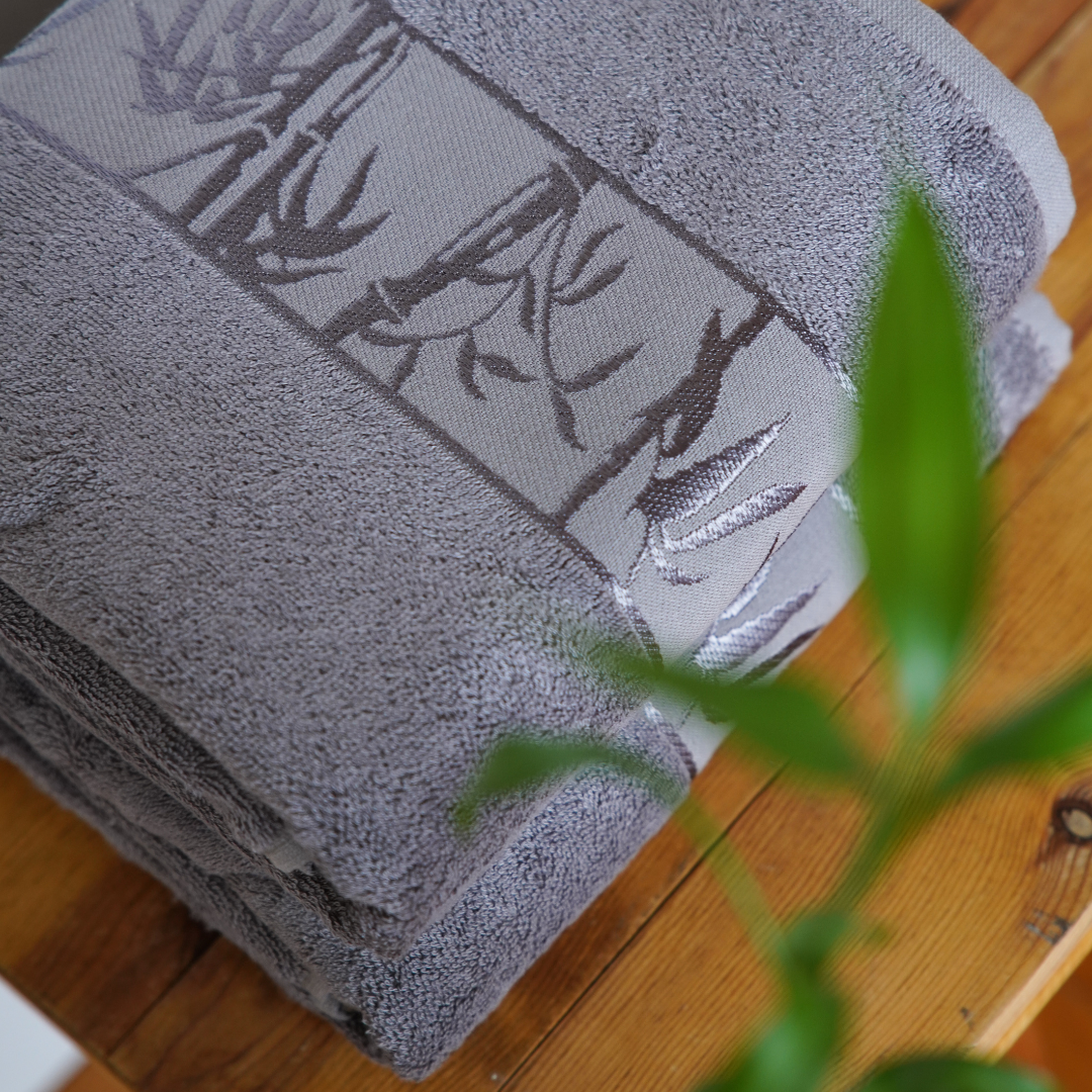 Set of 2 Luxury Bamboo Bath Towels