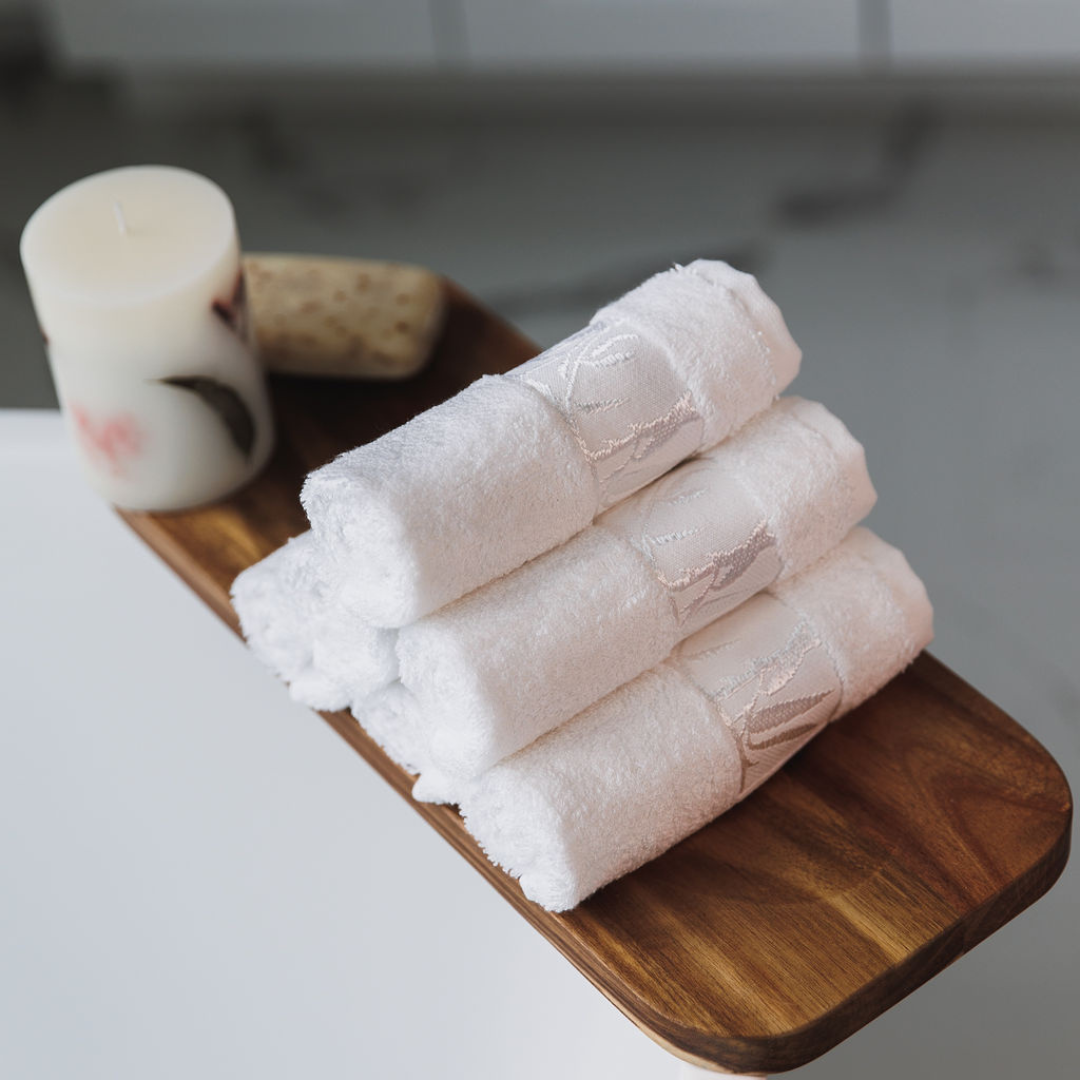 Set of 6 Luxury Bamboo White Wash Cloths